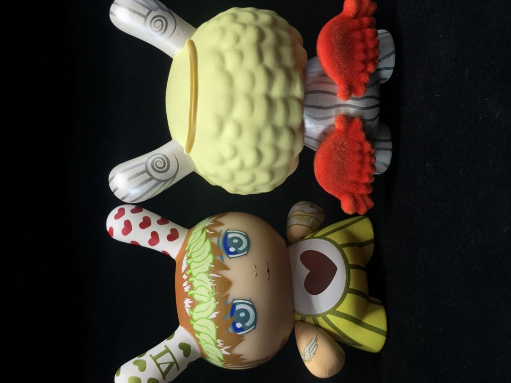 camilla-dErrico-arcane-divination-kidrobot-dunny-1